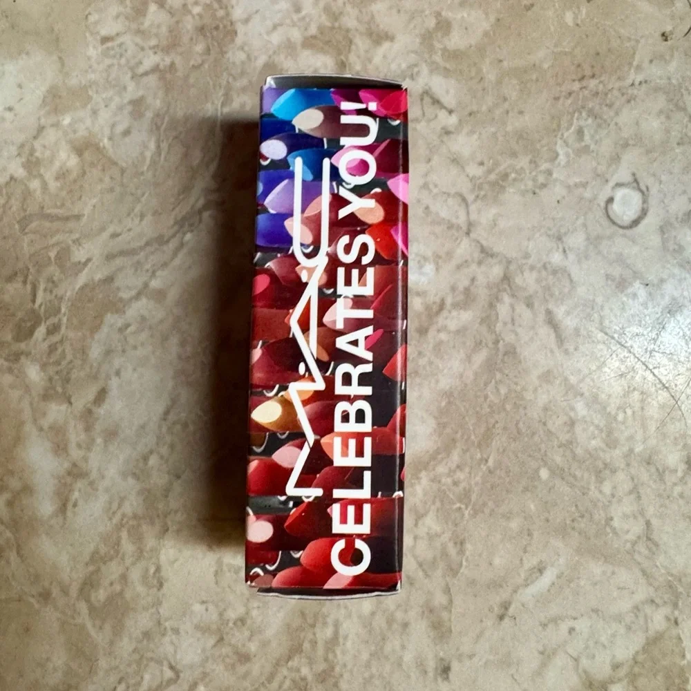 MAC Cosmetics Mini Matte Lipstick VELVET TEDDY